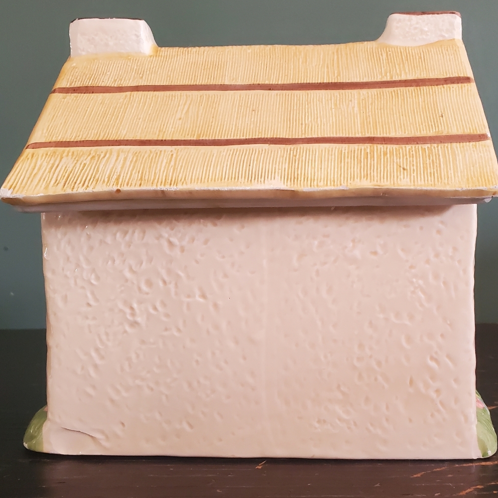 Vintage Cottage Cookie Jar - Picture 4 of 15
